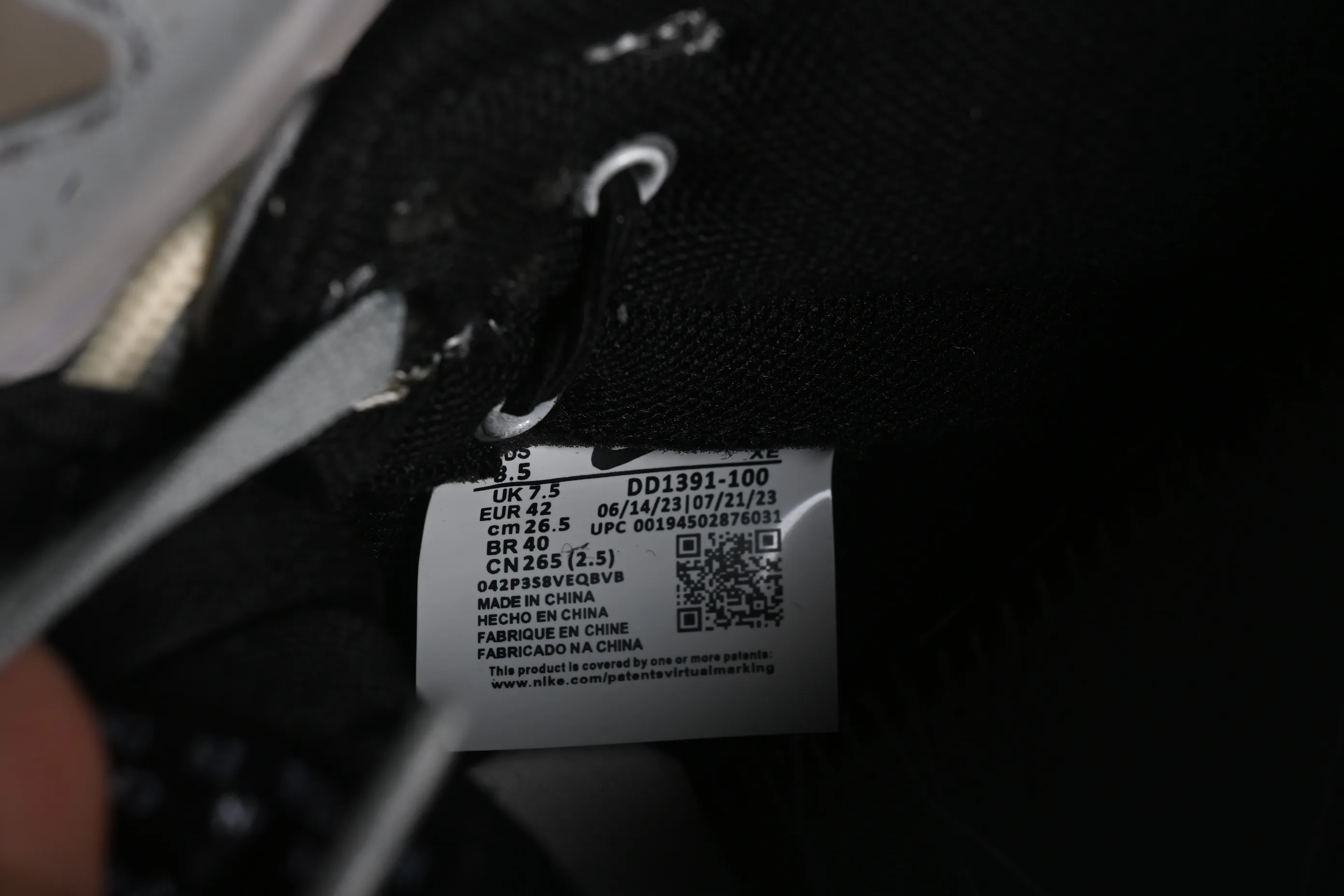 All Categories Nk SB Dunk Series Nk SB Dunk Low Low-top sneakers Nk Dunk Low "Joker" Speed ​​Space Destroyer White Gray SB strap low-top casual sneakers DD1391-100